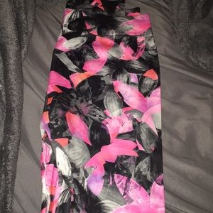 NWOT CHILDREN’S 7-9 LEGGINGS BY NO BOUNDARIES
